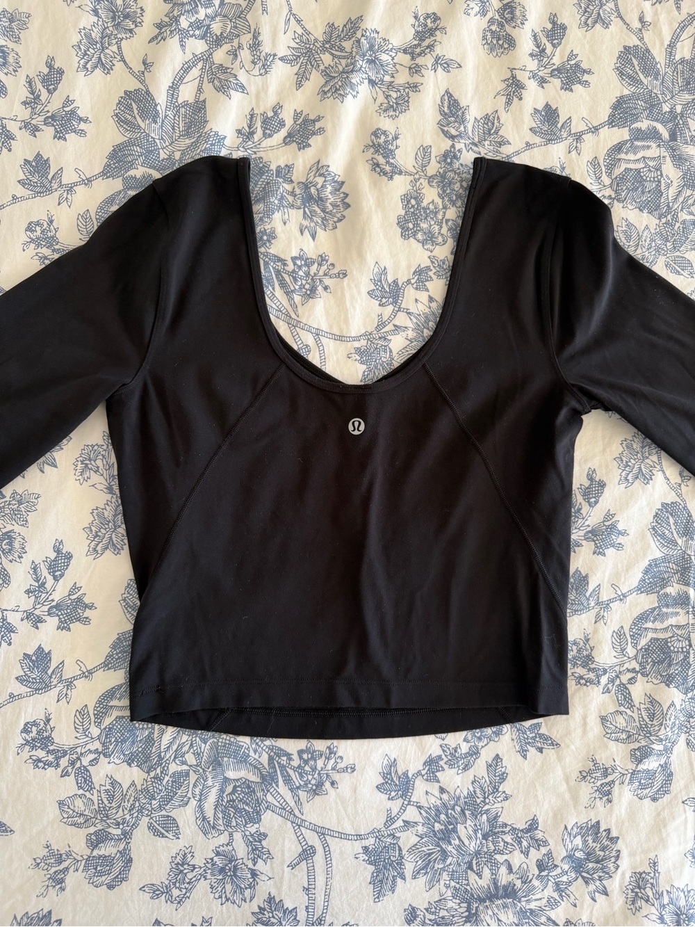 lululemon black align long sleeve crop top